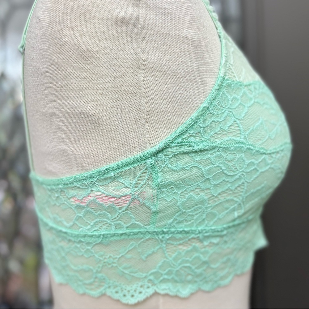 PINK Victoria's Secret Two Toned Mint Lace Bralette Size Large - Picture 3 of 7